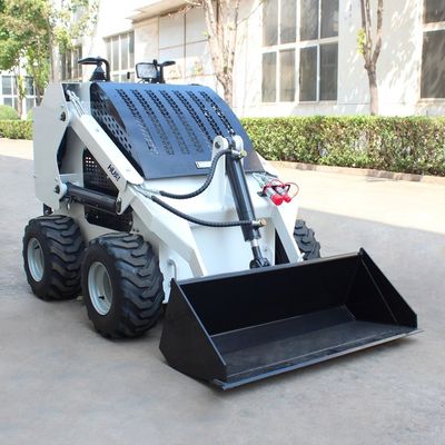 17 MPa 압력 및 1000 kg 기계 무게의 미니 스키드 스티어 로더 CE/EPA 승인